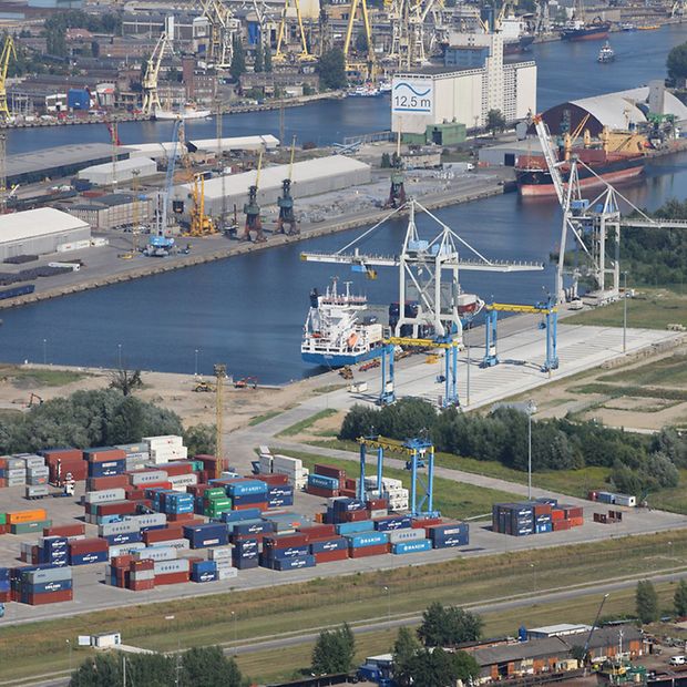 Szczecin terminal kontenerowy