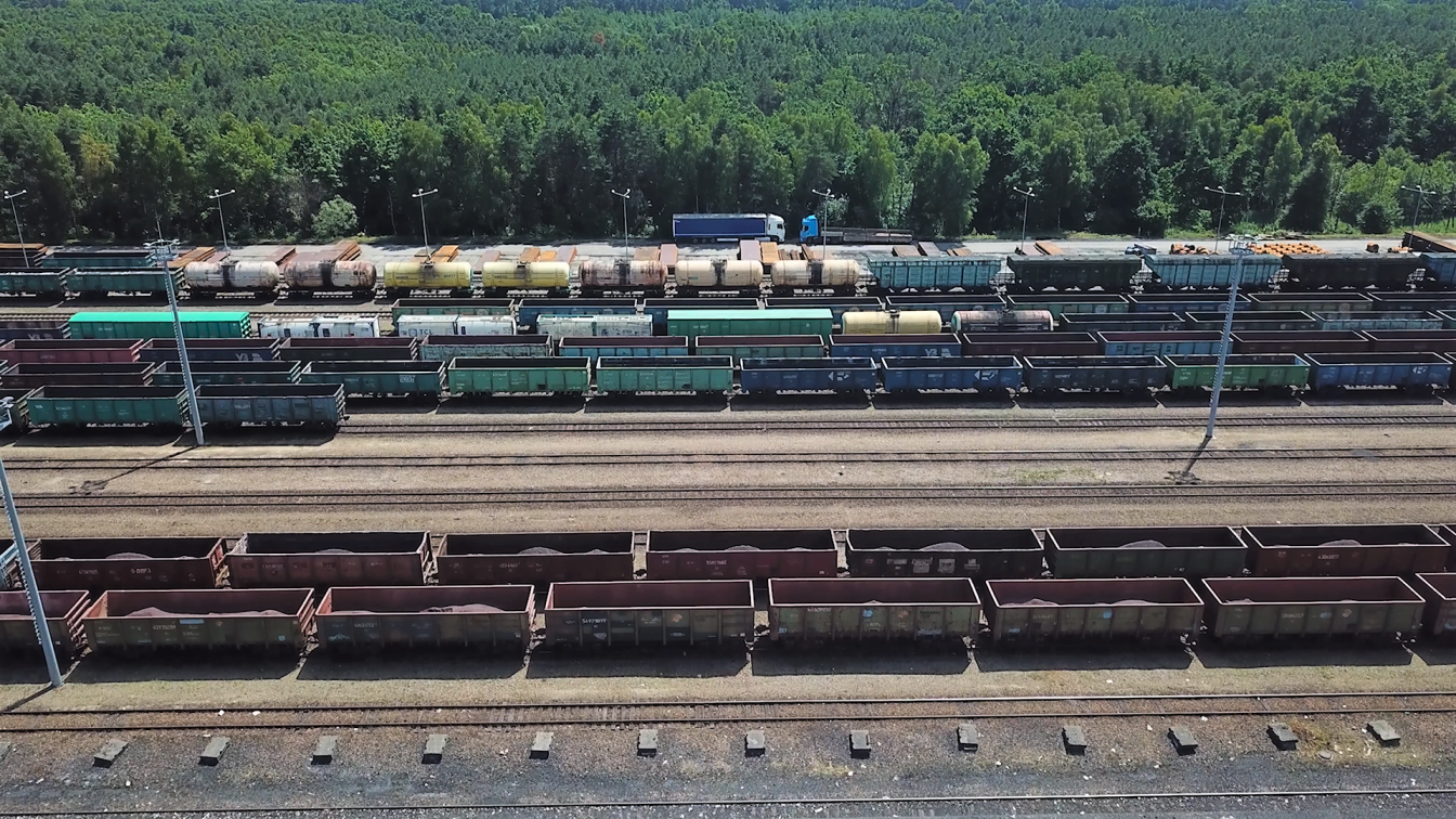 Read more about the article Zakaz tranzytu wagonów przez Ukrainę do Polski